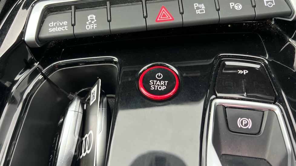 Used Audi e-tron GT 2022 for sale - 76901190: Photo 46