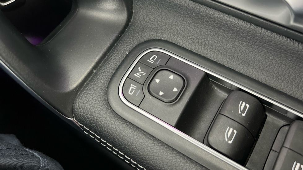 Used Mercedes-Benz CLA 2020 for sale - 76466172: Photo 37