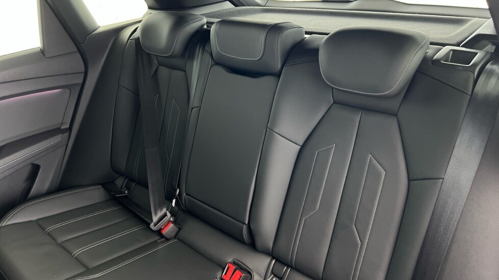 Used Audi Q4 e-tron 2024 for sale - 76241523: Photo 15