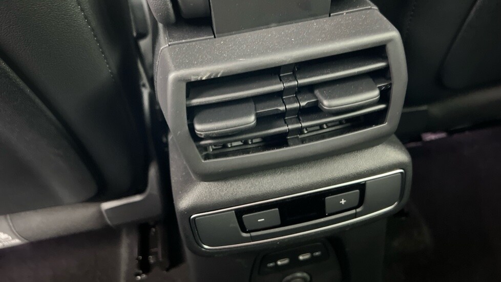 Used Audi Q4 e-tron 2024 for sale - 76241523: Photo 35