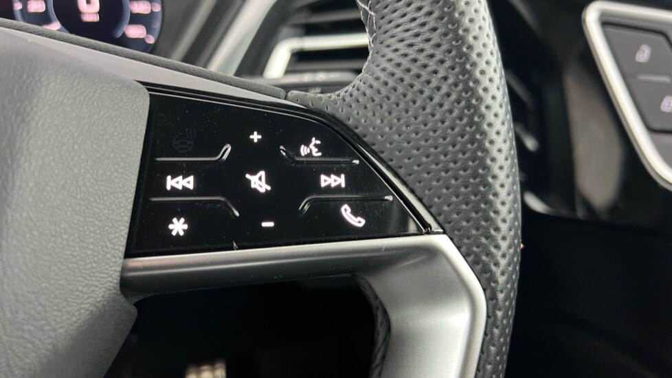 Used Audi Q4 e-tron 2024 for sale - 76241523: Photo 37