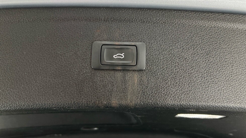 Used Audi Q5 2021 for sale - 75972488: Photo 40