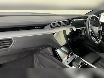 Used Audi e-tron 2021 for sale - 75591163: Photo
