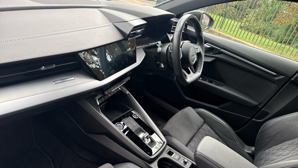 Used Audi A3 2023 for sale - 76033670: Photo 2