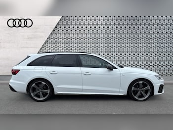 Used Audi A4 2021 for sale - 75465640: Photo