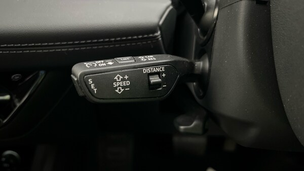 Used Audi Q6 e-tron 2024 for sale - 76289979: Photo 44