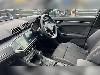 Used Audi Q3 2021 for sale - 75465781: Photo