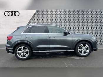 Used Audi Q3 2021 for sale - 75465781: Photo