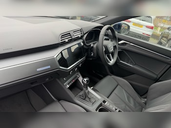 Used Audi Q3 2024 for sale - 75465795: Photo