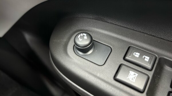 Used Suzuki Swift 2025 for sale - 75466050: Photo 35