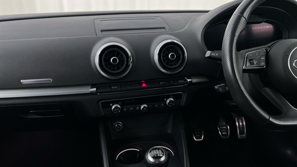 Used Audi A3 2018 for sale - 76544563: Photo 13