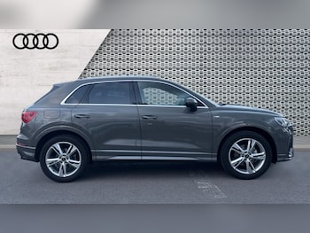 Used Audi Q3 2025 for sale - 76312003: Photo