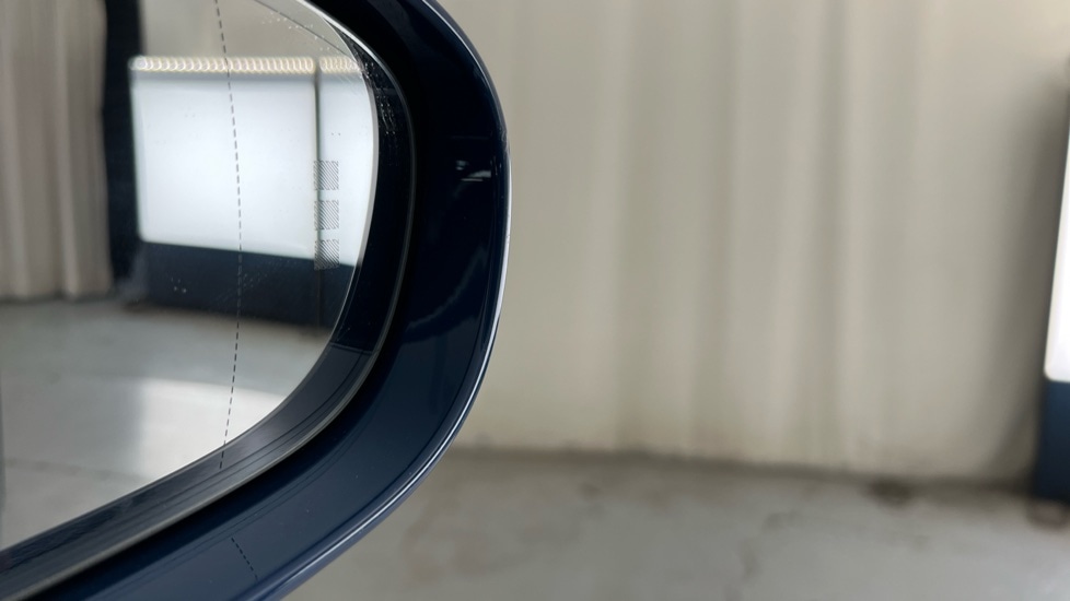 Used Porsche Taycan 2022 for sale - 76597827: Photo 25