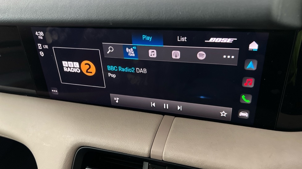 Used Porsche Taycan 2022 for sale - 76597827: Photo 26