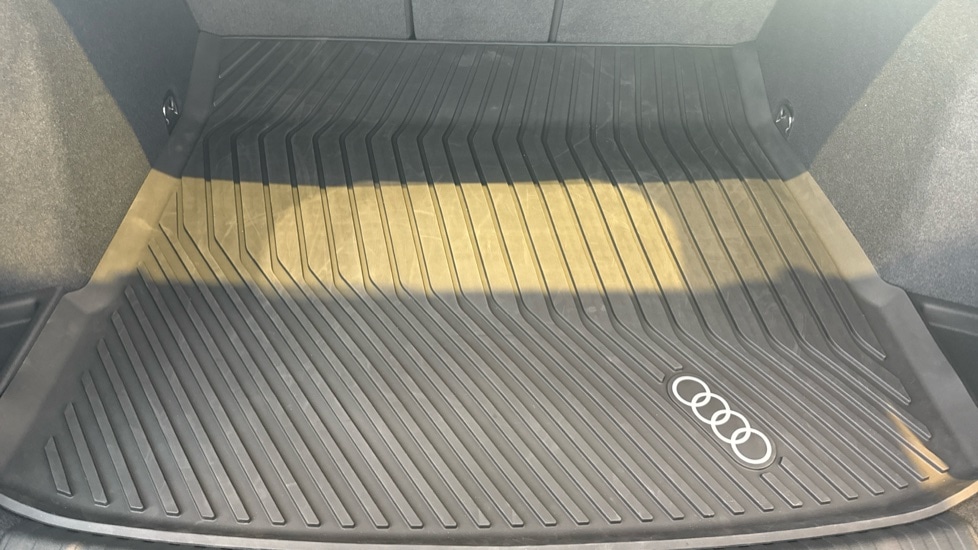 Used Audi Q6 e-tron 2025 for sale - 76745177: Photo 18