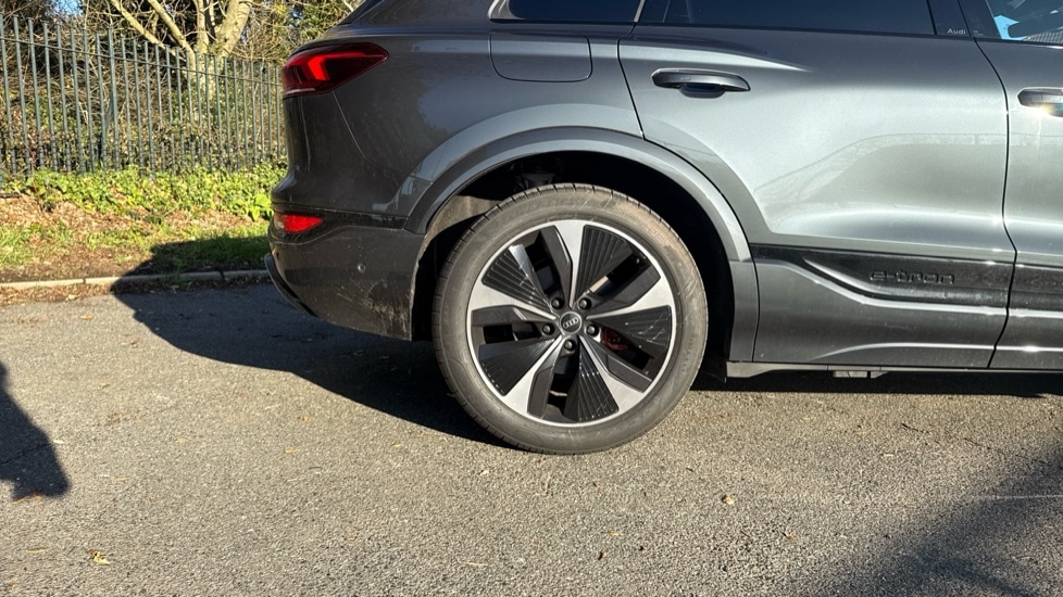 Used Audi Q6 e-tron 2025 for sale - 76745177: Photo 21