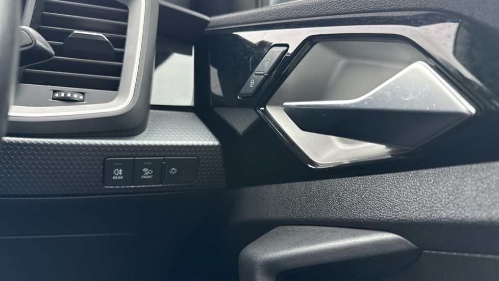 Used Audi A1 2019 for sale - 77067876: Photo 44