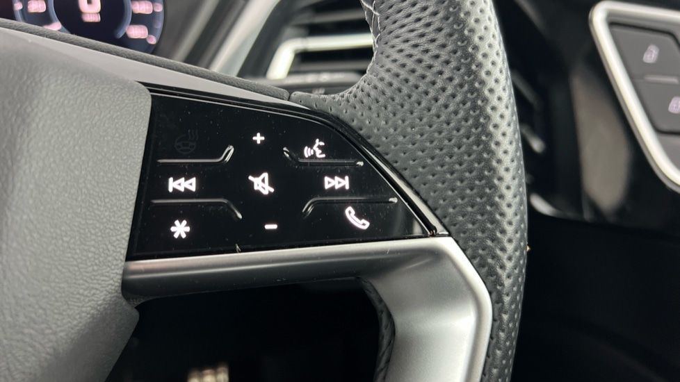 Used Audi Q4 e-tron 2024 for sale - 77021849: Photo 37