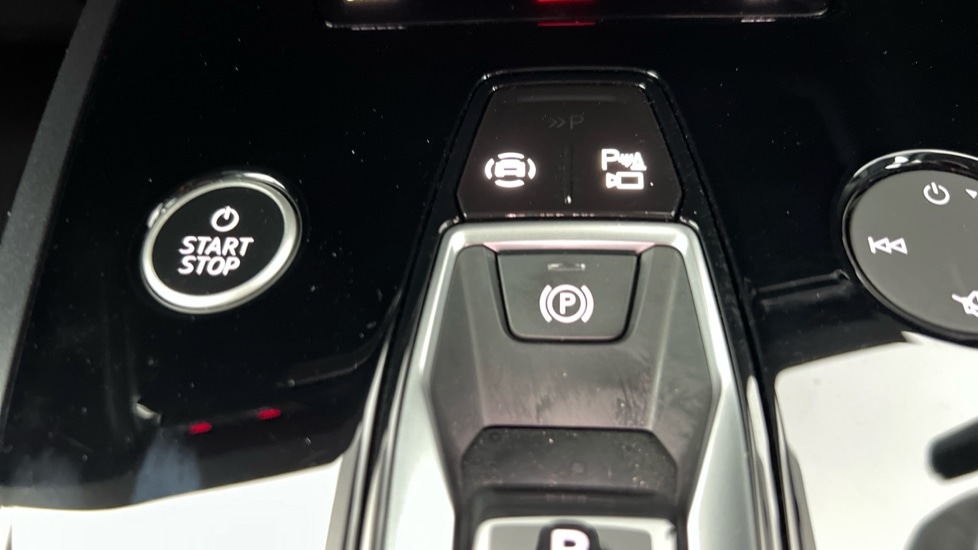 Used Audi Q4 e-tron 2024 for sale - 77021849: Photo 42