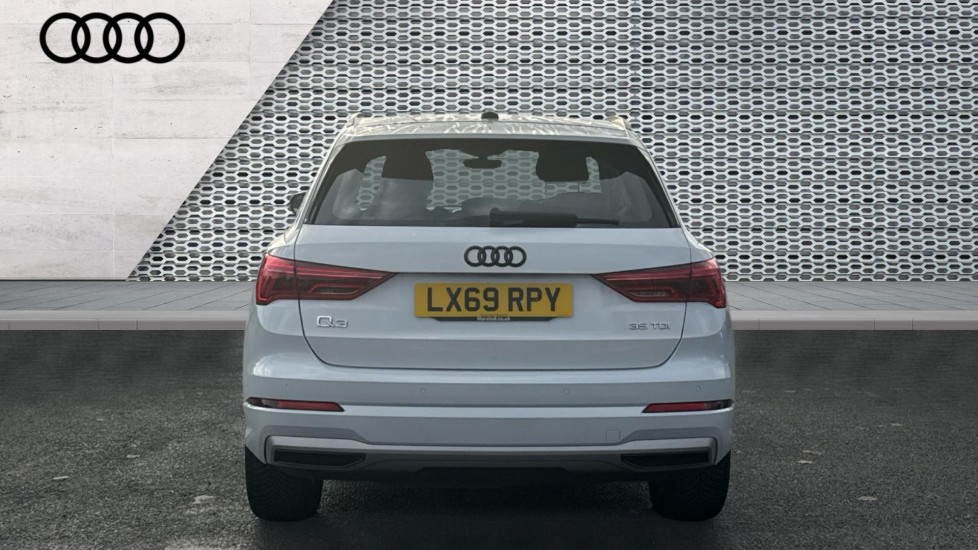 Used Audi Q3 2019 for sale - 76954299: Photo 11