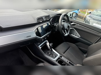 Used Audi Q3 2019 for sale - 76954299: Photo