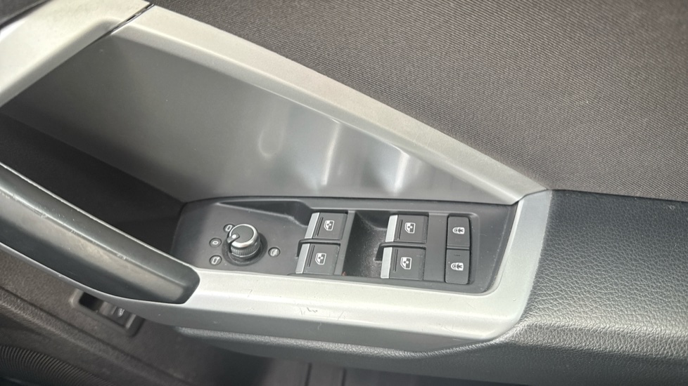 Used Audi Q3 2019 for sale - 76954299: Photo 42