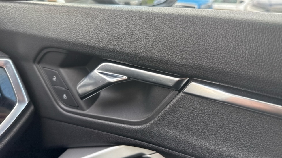 Used Audi Q3 2019 for sale - 76954299: Photo 43