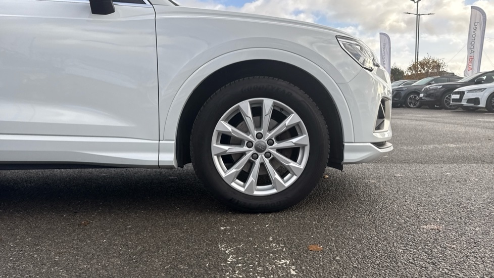 Used Audi Q3 2019 for sale - 76954299: Photo 5