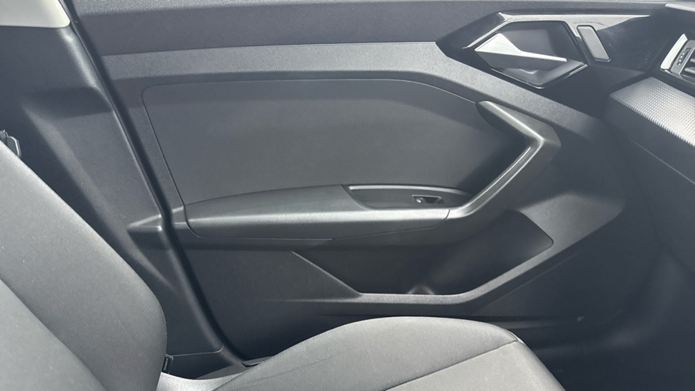 Used Audi A1 2023 for sale - 76575251: Photo 28