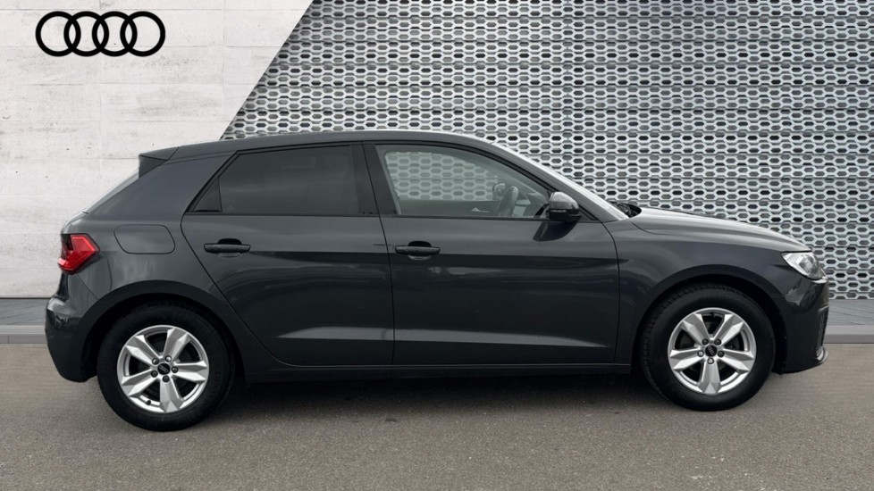 Used Audi A1 2023 for sale - 76575251: Photo 4