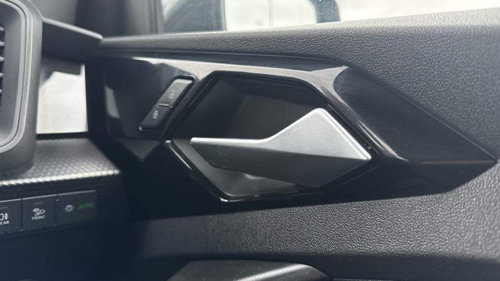 Used Audi A1 2023 for sale - 76575251: Photo 44