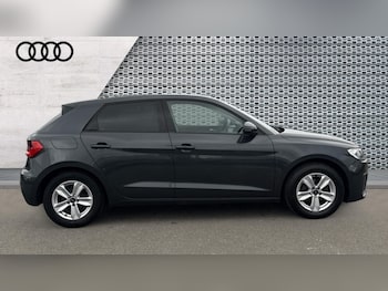Used Audi A1 2023 for sale - 76575251: Photo