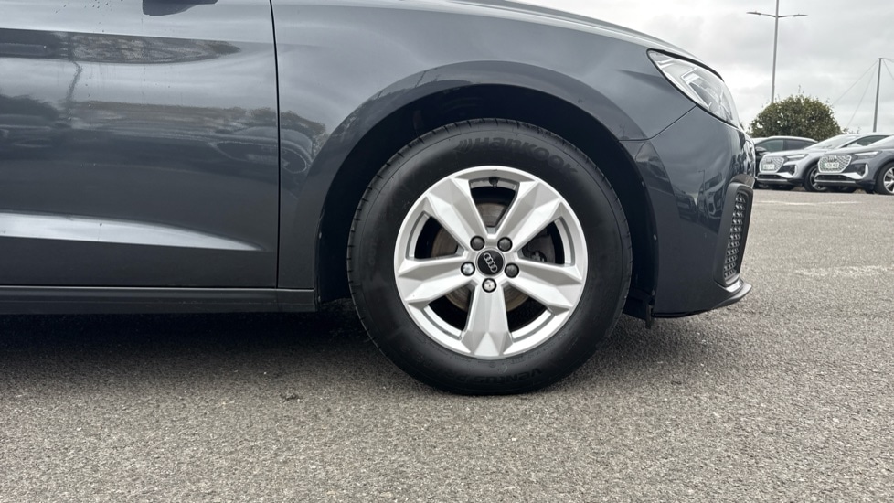 Used Audi A1 2023 for sale - 76575251: Photo 5