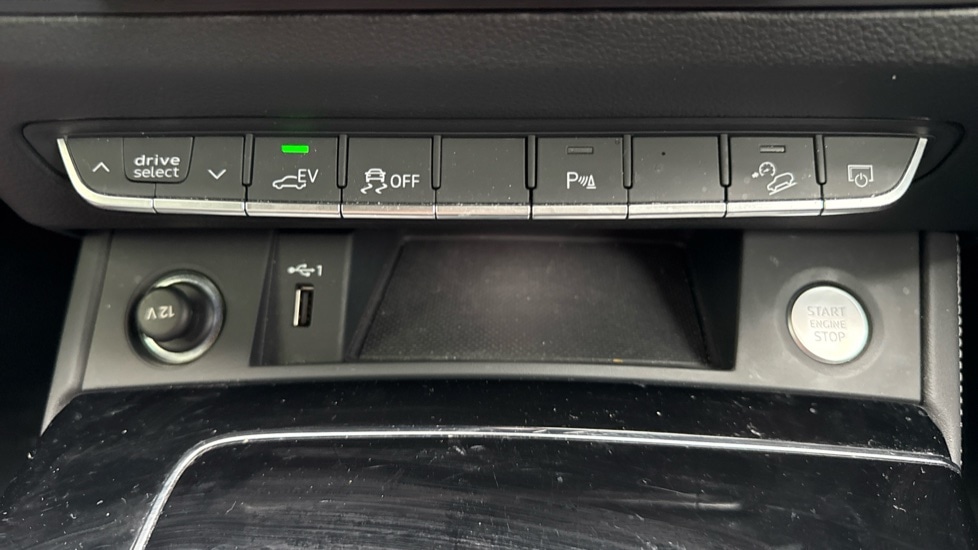 Used Audi Q5 2023 for sale - 76074243: Photo 40
