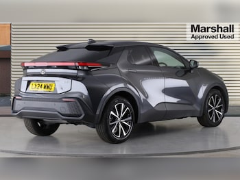 Used Toyota C-HR 2024 for sale - 76372831: Photo