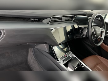 Used Audi e-tron 2021 for sale - 75722213: Photo