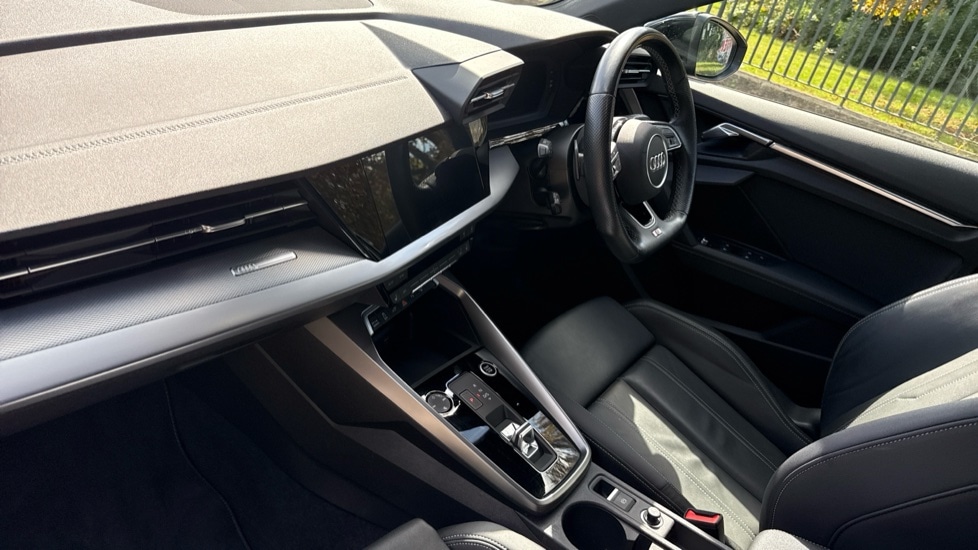 Used Audi A3 2023 for sale - 76044401: Photo 2