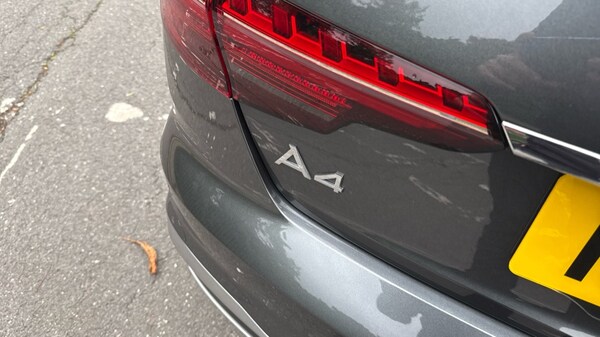 Used Audi A4 2022 for sale - 76229214: Photo 40