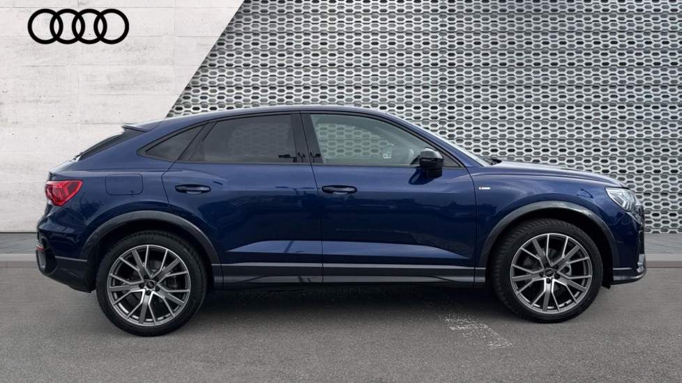 Used Audi Q3 2025 for sale - 76528901: Photo 4