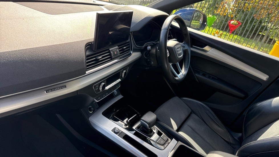 Used Audi Q5 2021 for sale - 76096002: Photo 2