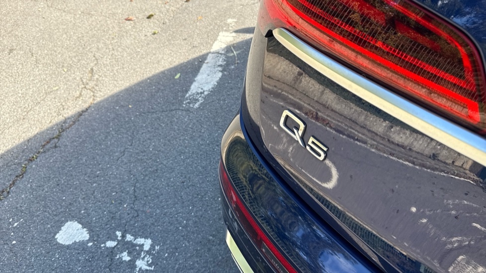 Used Audi Q5 2021 for sale - 76096002: Photo 43