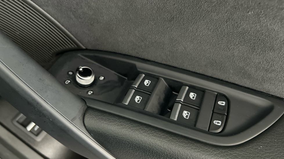 Used Audi Q5 2025 for sale - 76420525: Photo 27