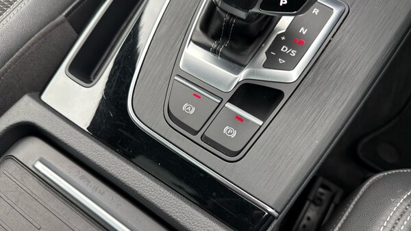 Used Audi Q5 2020 for sale - 76217233: Photo 49