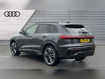 Used Audi Q5 2025 for sale - 76773313: Photo