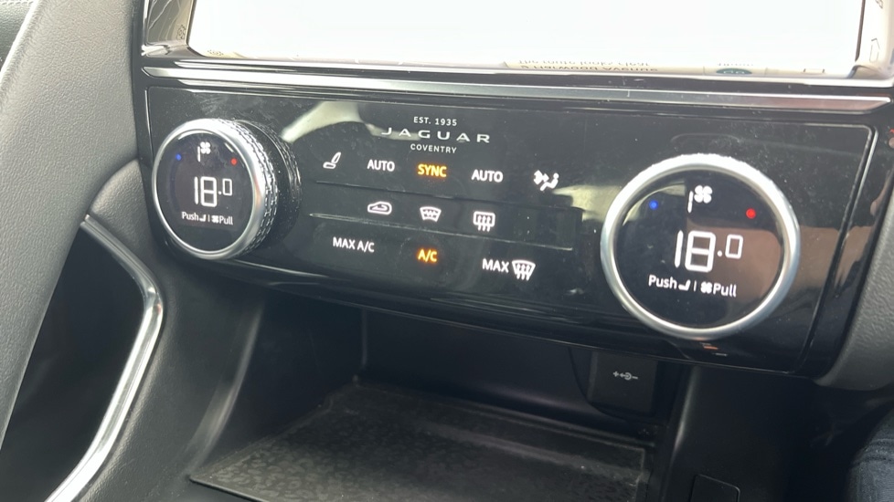 Used Jaguar E-Pace 2021 for sale - 76635734: Photo 46