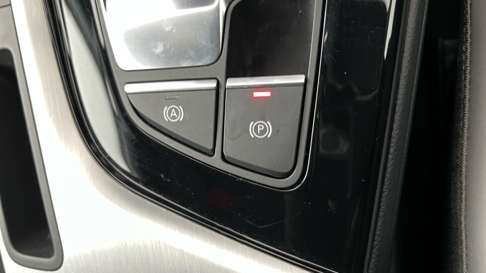 Used Audi A4 2023 for sale - 77018335: Photo 31