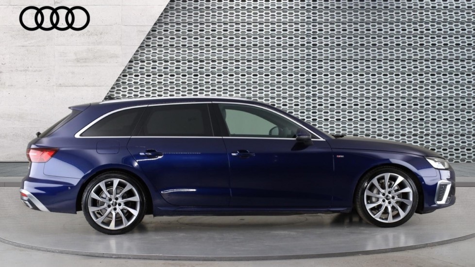 Used Audi A4 2023 for sale - 77018335: Photo 4