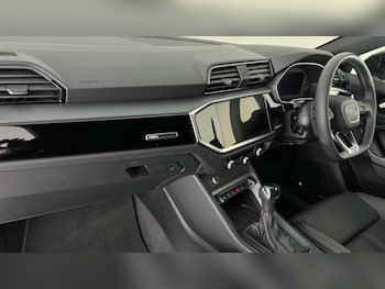 Used Audi Q3 2024 for sale - 75466326: Photo