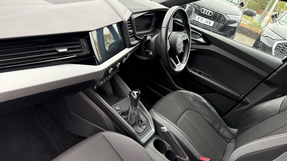 Used Audi A1 2021 for sale - 76420635: Photo 2