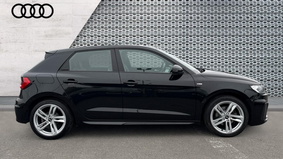 Used Audi A1 2021 for sale - 76420635: Photo 4